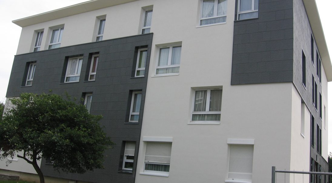 Location: Feignies (France), 
Construction type: renovation, 
Installation system: wall cladding with backing structure (CWB), 
Product: CAUCASE
