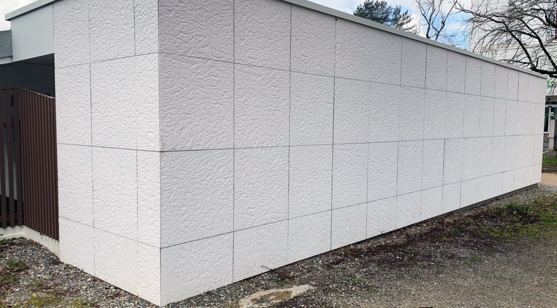 Location: Pau (France), 
Construction type: New, 
Installation system: wall cladding with backing structure (CWB), 
Project owner : City of Pau, 
Product: PAPYRUS
